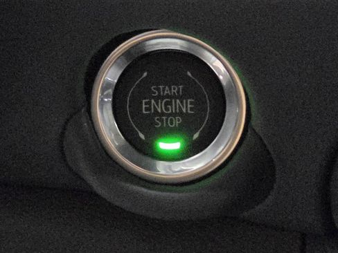 New 2026 Chevrolet Suburban LT w/ Comfort Package image 32