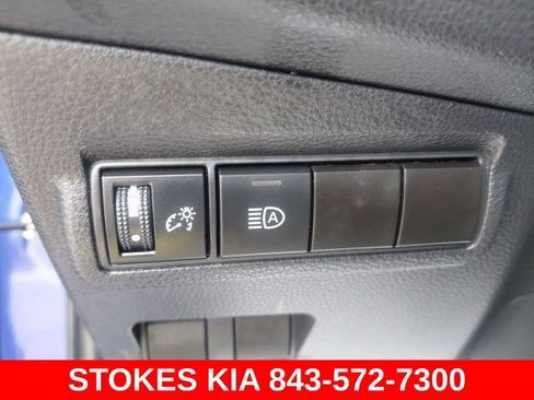 Used 2022 Toyota Corolla Cross LE FWD image 18