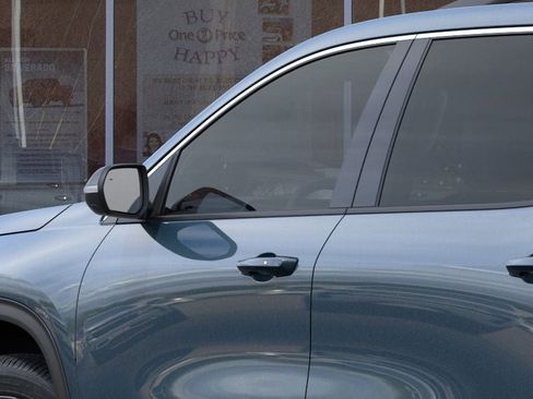 New 2026 Chevrolet Traverse LT w/ Sun and Wheel Package image 12