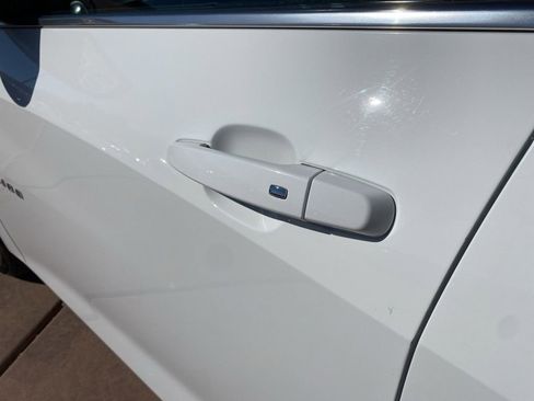 Used 2024 Chevrolet Malibu LT image 19