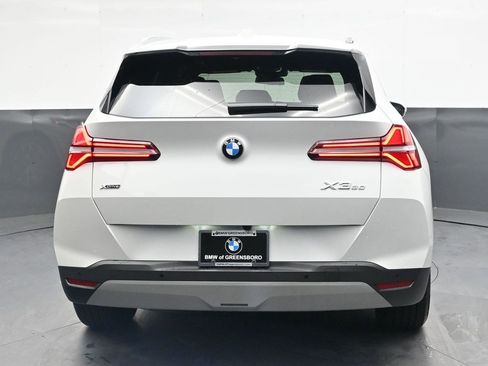 Used 2025 BMW X3 xDrive30i w/ M Sport Package AWD/4WD image 5
