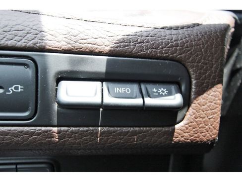 Used 2022 GMC Yukon Denali AWD/4WD image 18