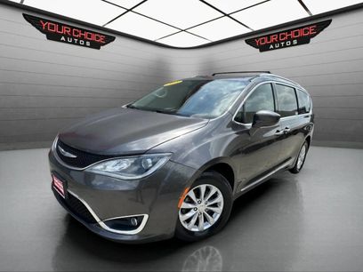 Used 2018 Chrysler Pacifica Touring-L