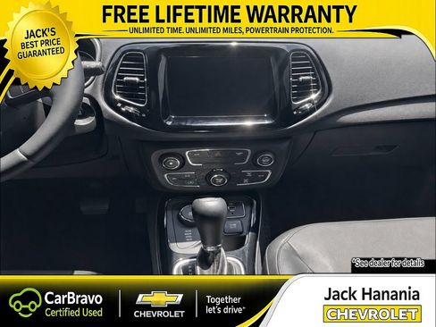 Used 2019 Jeep Compass Limited AWD/4WD image 15