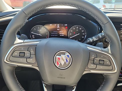 Used 2023 Buick Envision Essence image 17