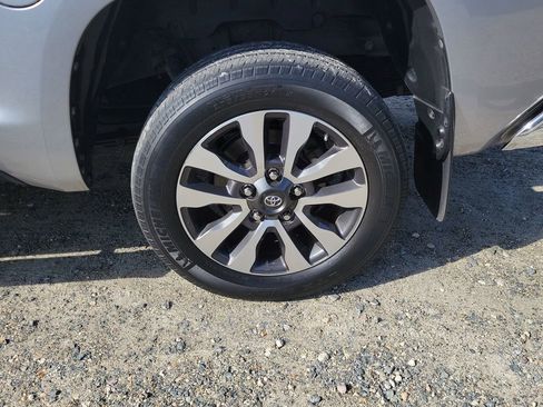 Used 2020 Toyota Tundra Limited image 5
