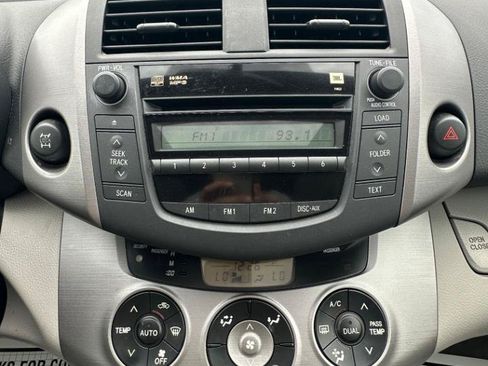 Used 2007 Toyota RAV4 Limited AWD/4WD image 26