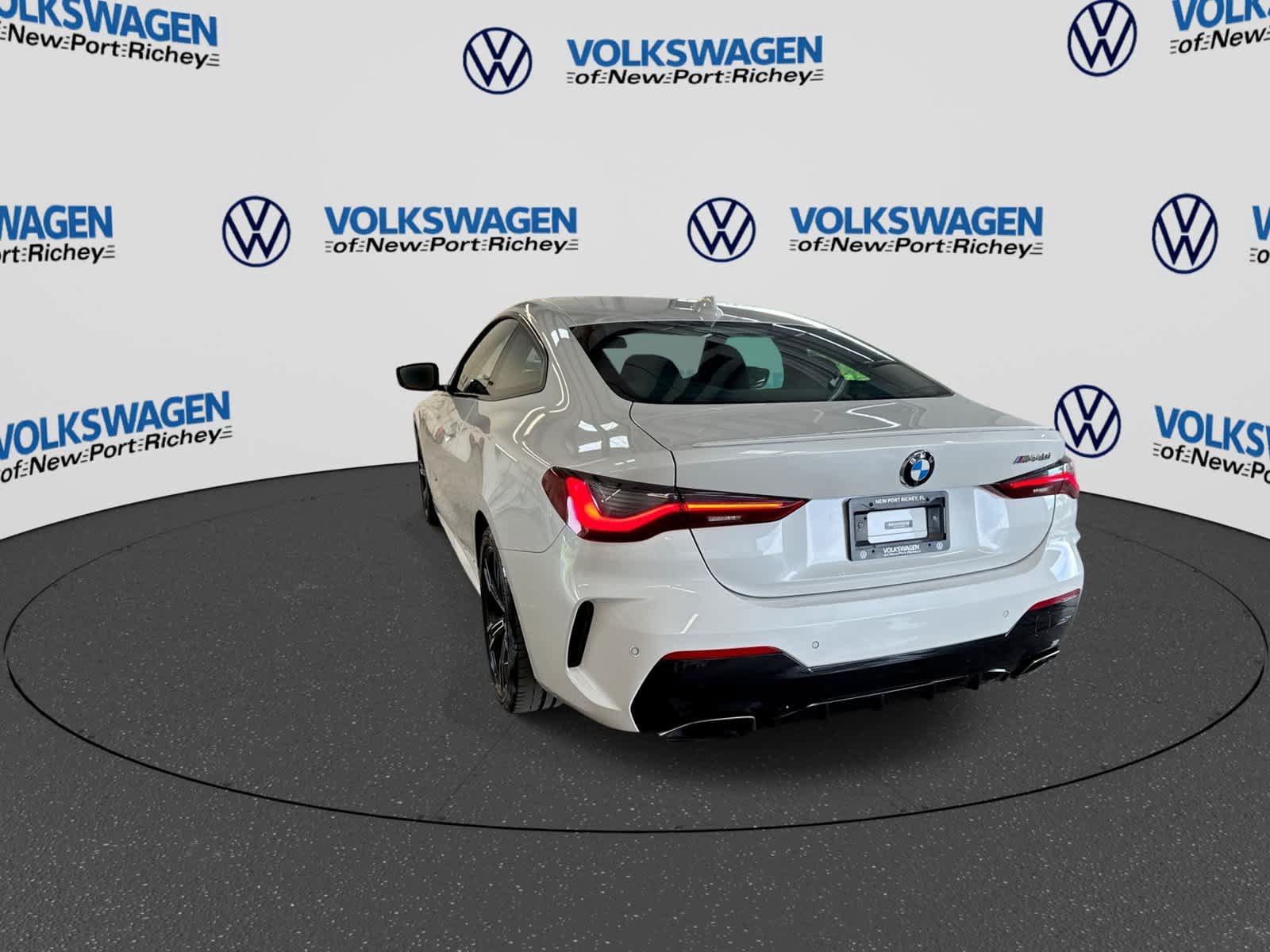 Used 2022 BMW M440i Coupe RWD image 12