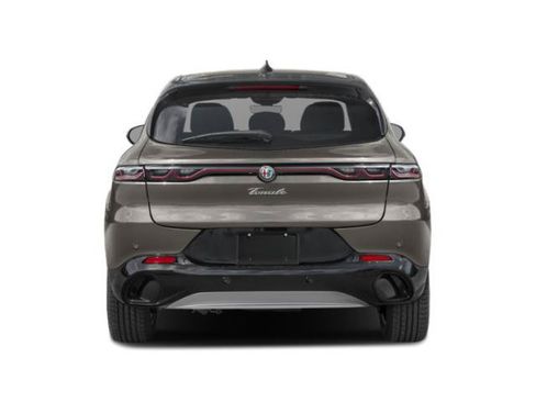Used 2024 Alfa Romeo Tonale Veloce w/ Premium Interior Package AWD/4WD image 8