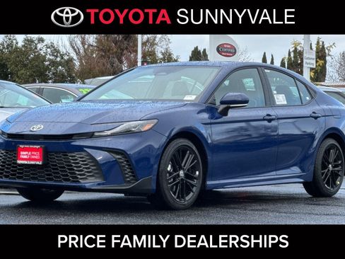 New 2026 Toyota Camry SE image 1