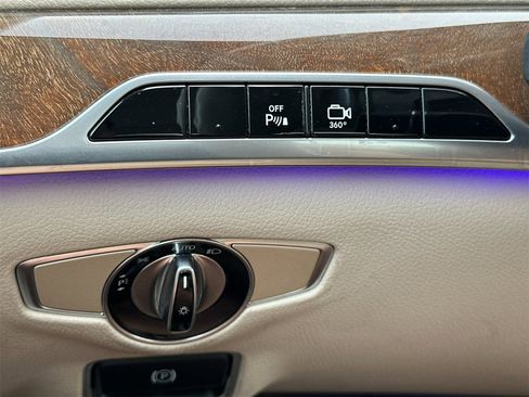 Used 2014 Mercedes-Benz S 550 Sedan image 31