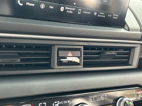 Used 2023 Honda Pilot EX-L image 51