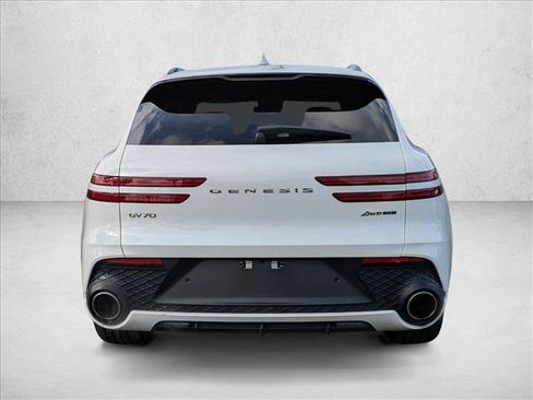 Used 2024 Genesis GV70 3.5T Sport w/ Sport Prestige Package image 6