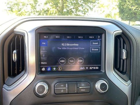 Used 2020 GMC Sierra 1500 Elevation w/ Elevation Value Package RWD image 11