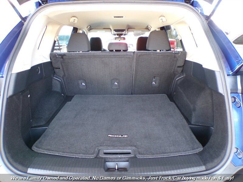 Used 2021 Nissan Rogue SV FWD image 10