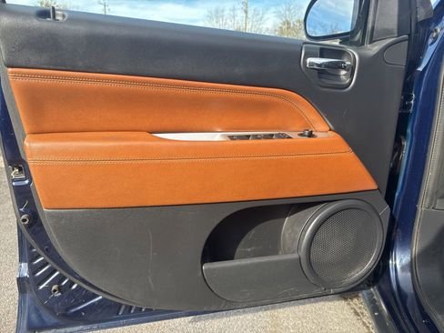 Used 2017 Jeep Compass High Altitude image 13