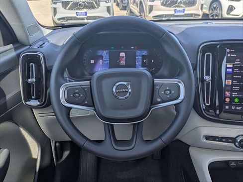Used 2026 Volvo XC40 B5 Plus w/ Protection Package Premier AWD/4WD image 12
