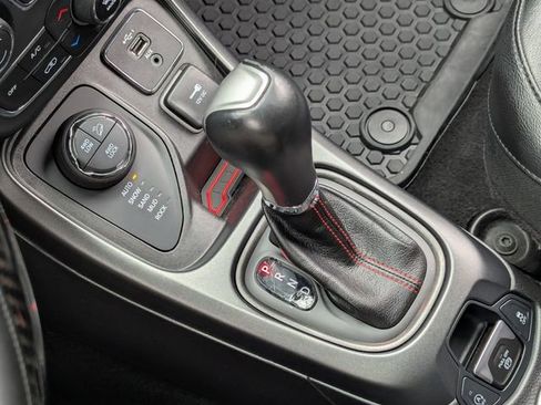 Used 2019 Jeep Compass Trailhawk AWD/4WD image 16
