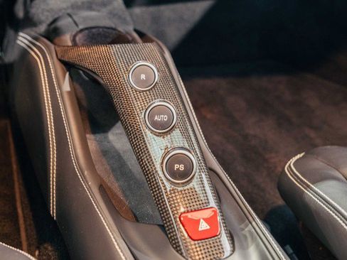 Used 2016 Ferrari 488 GTB - FACTORY TWO TONE PAINT - CAR image 21