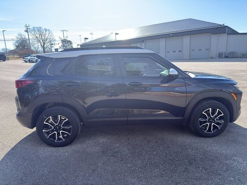 Used 2024 Chevrolet TrailBlazer ACTIV w/ Driver Confidence Package image 5
