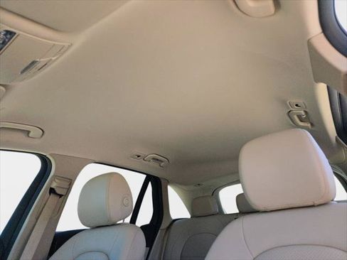 Used 2022 Mercedes-Benz GLC 300 4MATIC image 34