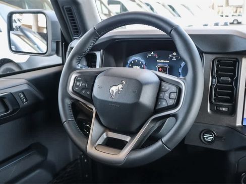 New 2025 Ford Bronco Badlands w/ Sasquatch Package image 14