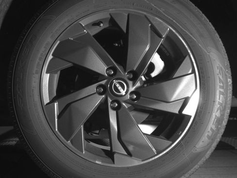 Used 2025 Nissan Rogue SV FWD image 14