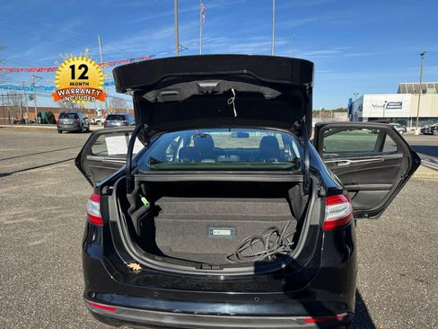 Used 2016 Ford Fusion Energi SE image 19