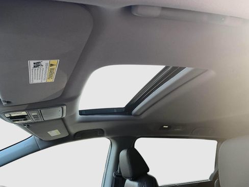 Certified 2024 Honda Odyssey EX-L image 32