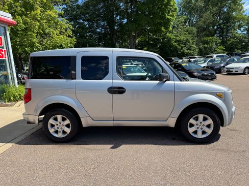 Used 2004 Honda Element LX image 8