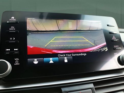 Used 2021 Honda Accord Sport image 43