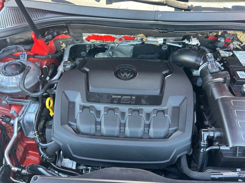 Used 2018 Volkswagen Tiguan SEL FWD image 20