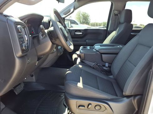 Used 2023 Chevrolet Silverado 1500 Custom Trail Boss w/ LPO, Dark Essentials Package AWD/4WD image 15