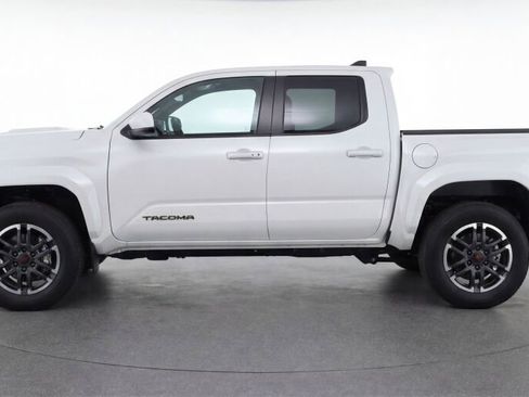 New 2026 Toyota Tacoma TRD Sport image 4