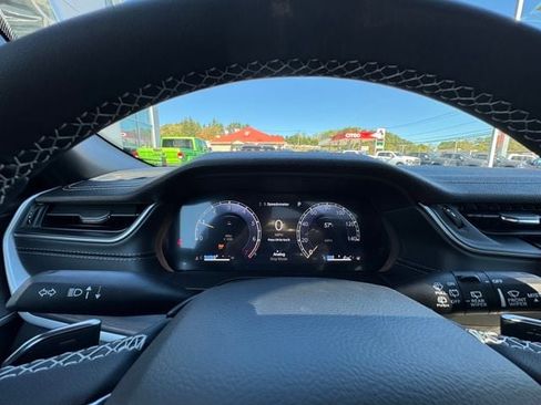 New 2025 Jeep Grand Cherokee Limited image 25