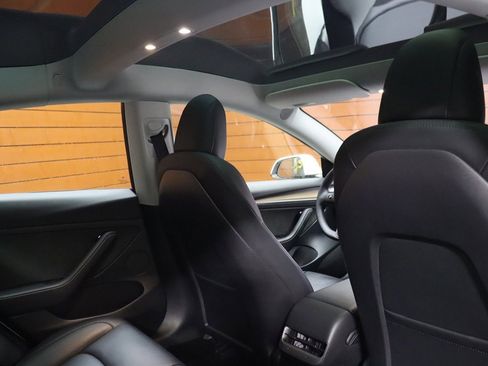 Used 2023 Tesla Model 3 Standard Range RWD image 56