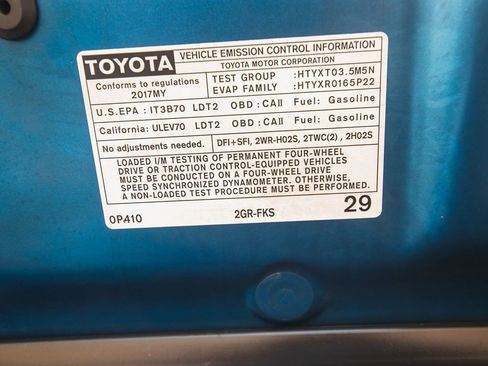 Used 2017 Toyota Tacoma SR5 w/ Tow Package image 39