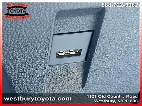Used 2021 Toyota Corolla LE FWD image 32