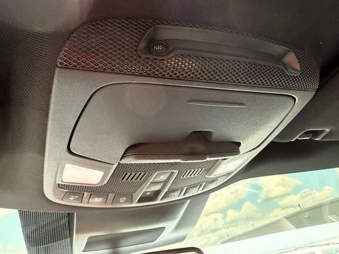 Used 2020 Ford Expedition Limited w/ Equipment Group 303A AWD/4WD image 23