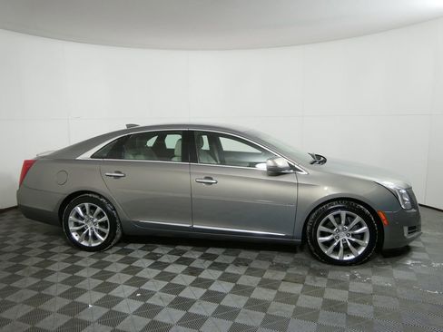 Used 2017 Cadillac XTS Luxury w/ Driver Awareness Package image 2