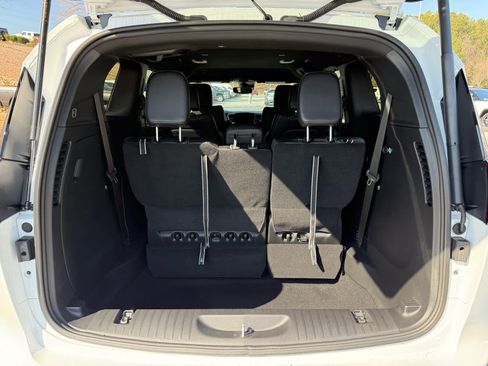 New 2026 Chrysler Pacifica Select w/ S Appearance Package image 31