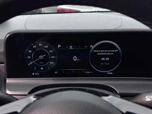 Used 2024 Kia Seltos EX image 18