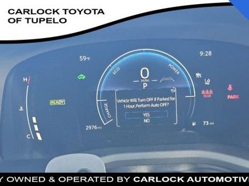 Used 2025 Toyota Camry SE image 13