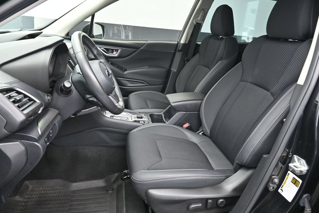 Used 2023 Subaru Forester Premium AWD/4WD image 18