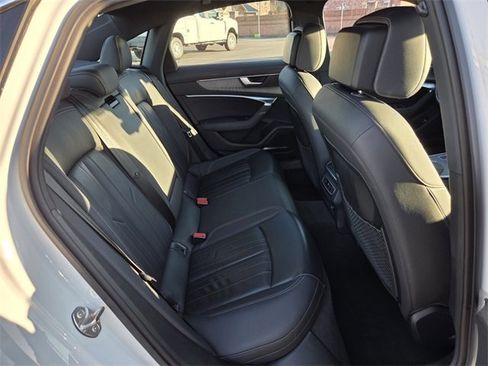 Used 2024 Audi A6 Premium Plus image 13