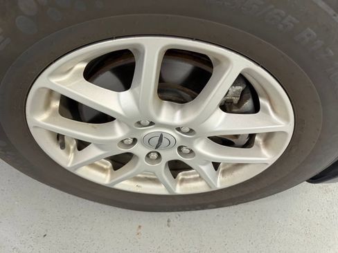 Used 2023 Chrysler Pacifica Touring-L FWD image 8
