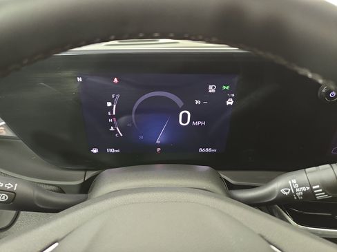 Used 2024 Buick Envista Sport Touring w/ Convenience I Package image 16