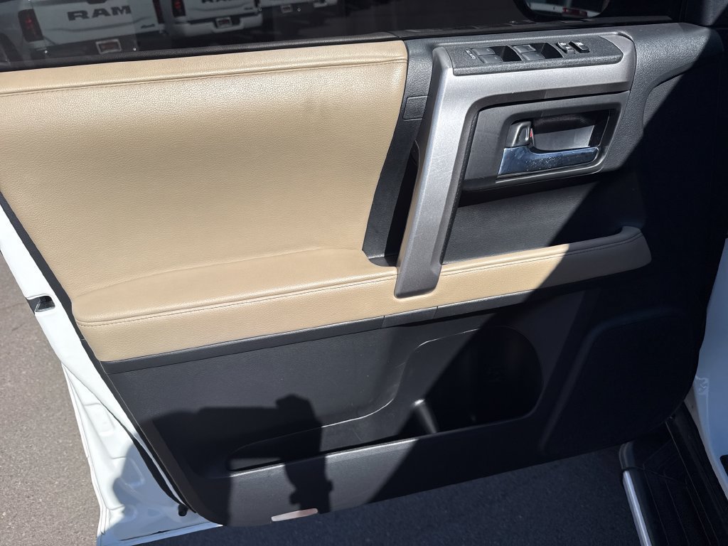 Used 2023 Toyota 4Runner SR5 Premium w/ Moonroof Package AWD/4WD image 11