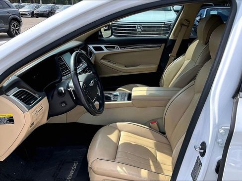 Used 2015 Hyundai Genesis 3.8 w/ Option Group 03 RWD image 21