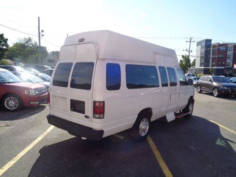 Used 2013 Ford E-250 and Econoline 250 Extended w/ PWR Group RWD image 2